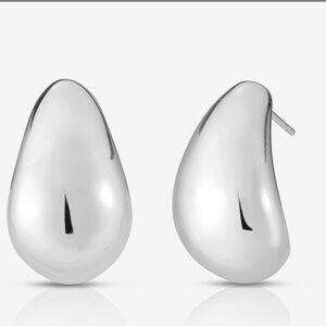 Ring Concierge “Cloud” earrings